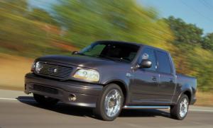Ford F-150 Harley-Davidson Supercharged 2002 года